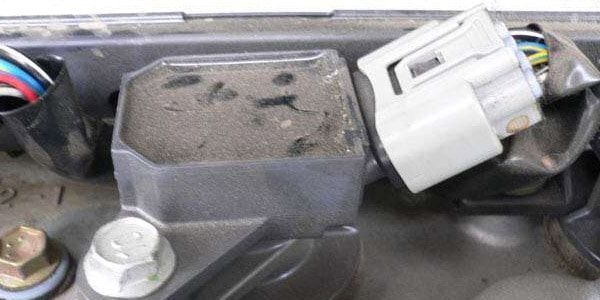 Замена свечей Toyota Corolla (рис.2)