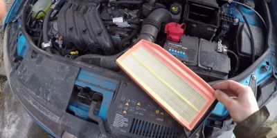 Замена воздушного фильтра Renault Logan