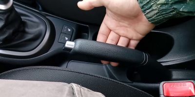 Подтянуть ручник KIA RIO