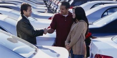 Советы и предостережения покупки бу авто в автосалоне