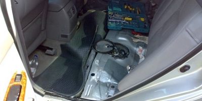 Поменять топливный фильтр в Toyota Camry